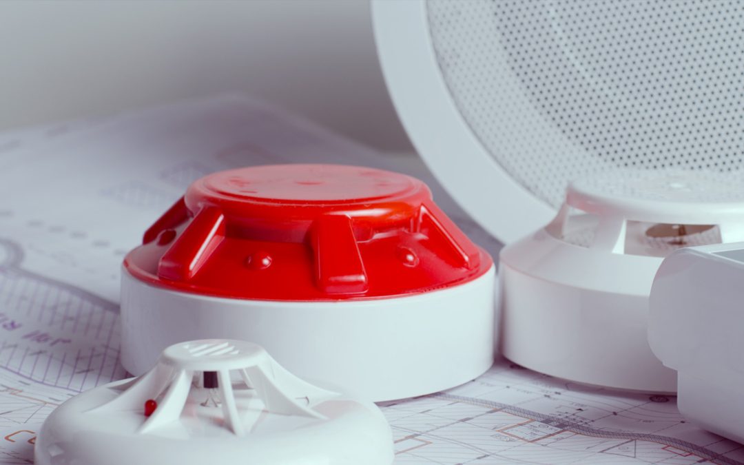 Panel de control para alarmas contra incendios en Colombia